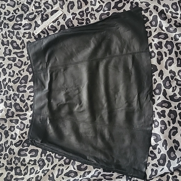 Susana Monaco black leather mini skirt size 4 - Picture 1 of 5
